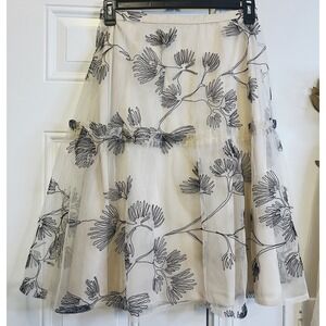 Carlucci Floral Embroidered Mesh Tulle Midi Skirt Cream Black Whimsigoth Size 4